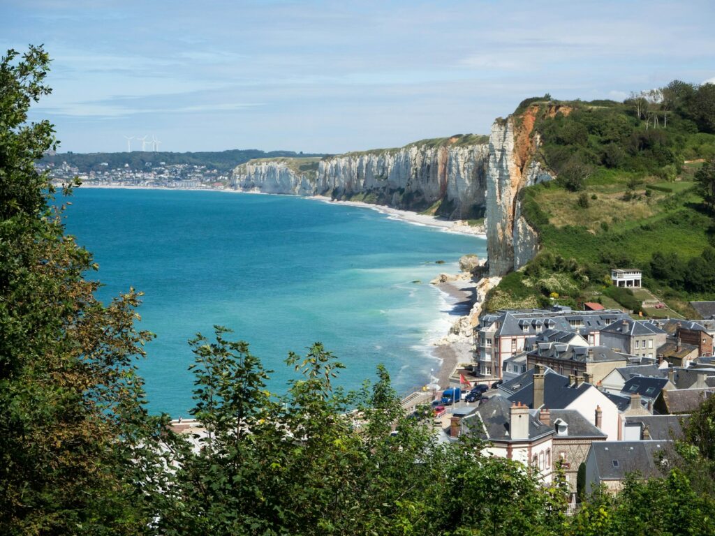 Vue sur Yport et les falaises de la Côte d'Albâtre, près de Fécamp